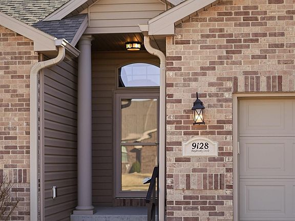 4th image of 9128 Baybrook Cir