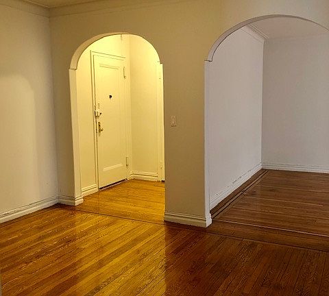 2nd image of 311 Main St #2C