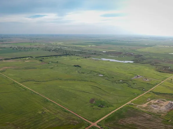 Latimer Rd, Medford, OK 73759