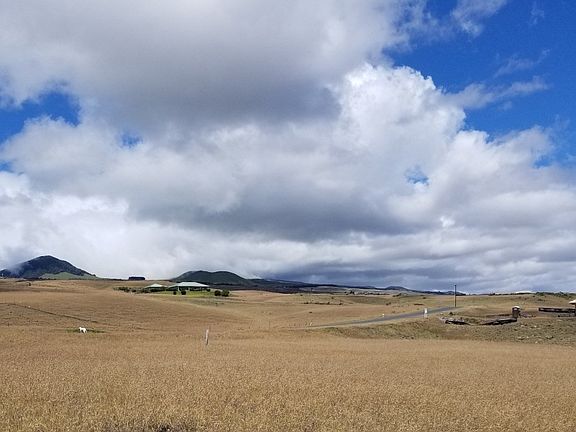 2nd image of Ualani Pl Lot 690