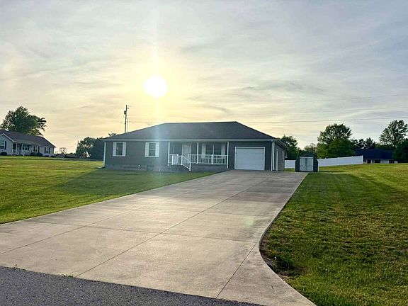 2nd image of 200 Riverroad Dr