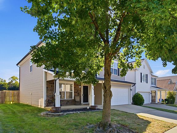 3rd image of 968 Applecross Dr