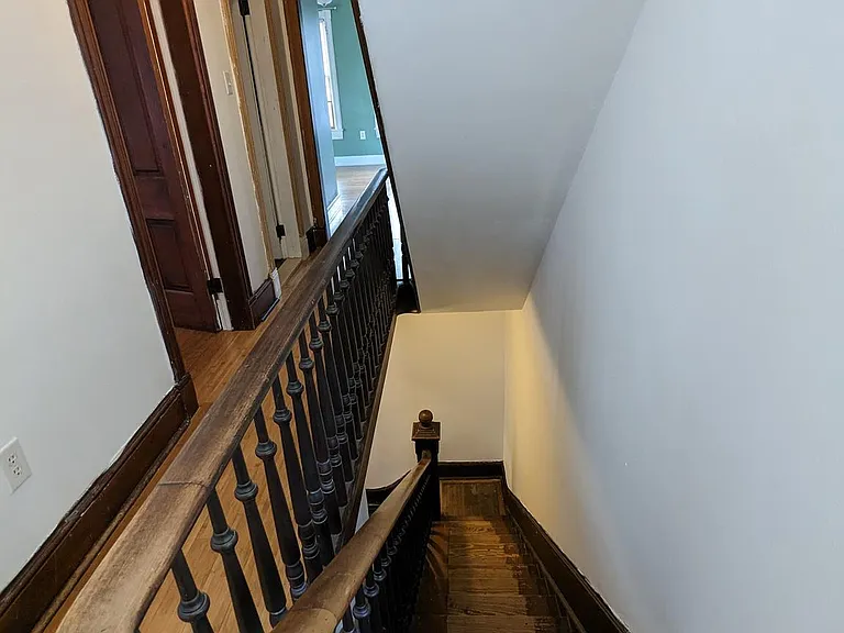 306 N Locust St — Photo 16