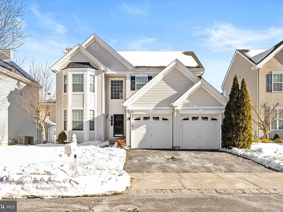 1st image of 39 Tantum Ct
