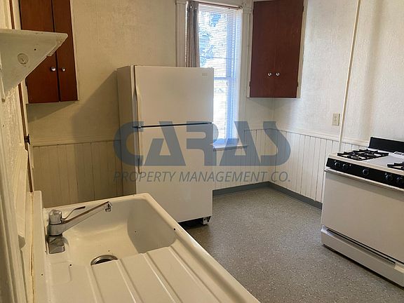 Space for a little cafe table or casual eating study nook in the corner.