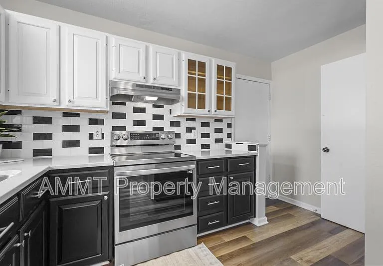 1330 Brockman Ave — Photo 7