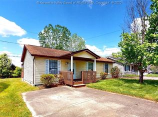 40 Pine Dr, Barboursville, WV