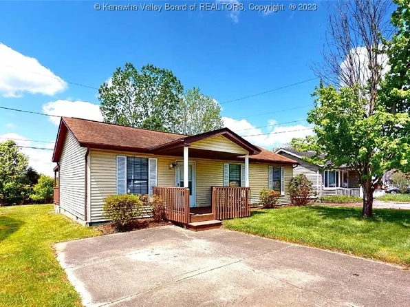 40 Pine Dr, Barboursville, WV 25504