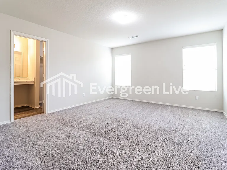 17 Dobbin Dr — Photo 13