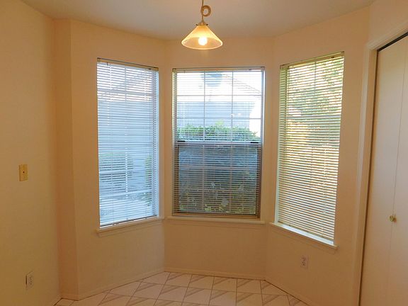 5th image of 23906 56th Ct S APT A101