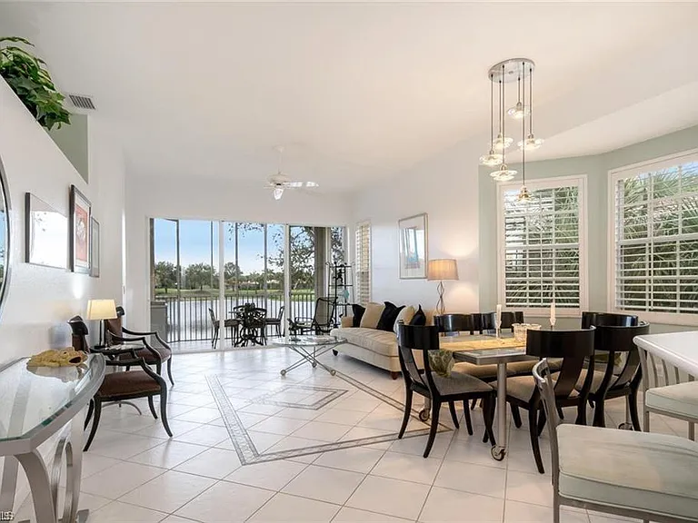 2383 Ravenna Blvd #Penthouse 202 — Photo 5