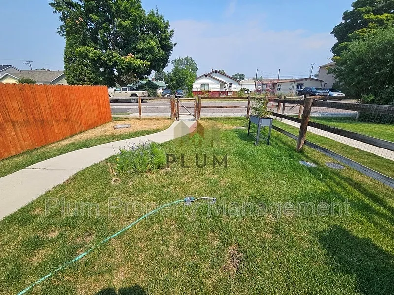 3 bed, 2.5 bath, 1530 sqft, $2,795 — Photo 2
