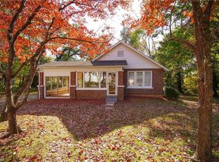 3321 Fore Pl, Greensboro, NC 27406