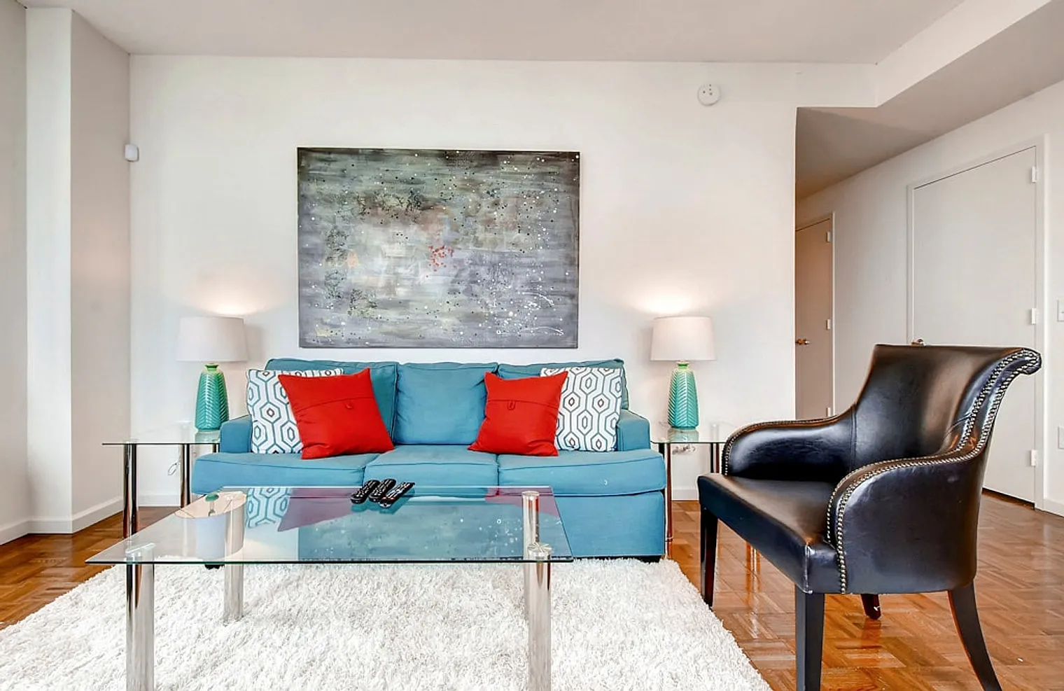 2 bed, 2.0 bath, 1140 sqft, $10,074 — Photo 4