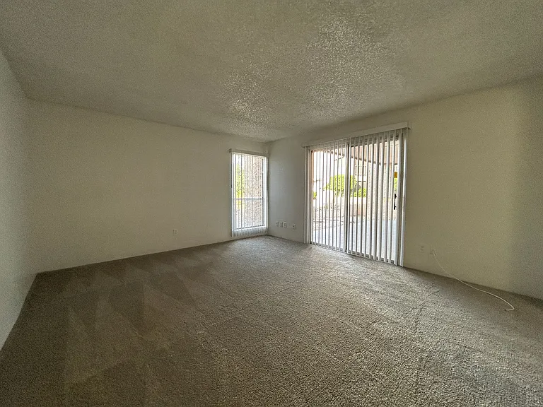 11040 N 28th Dr #127 — Photo 14