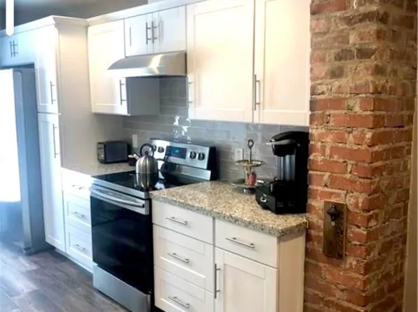 712 S 10th St, Waco, TX 76706