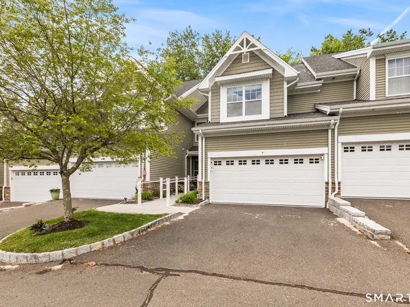 9 Bristol Terrace #9, Danbury, CT 06810