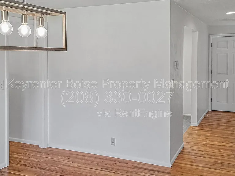 254 W Fall Dr — Photo 8