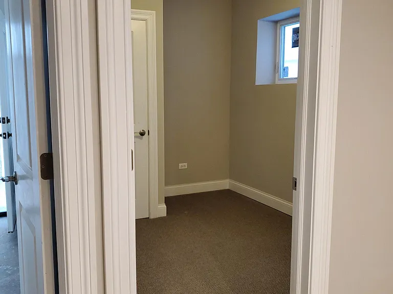 5007 N Western Ave #1 — Photo 14
