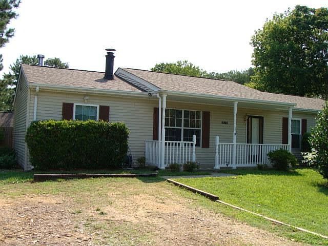 1st image of 1875 Highland Dr