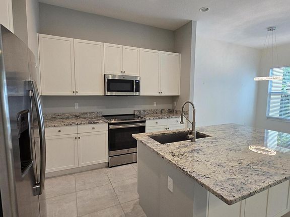 4th image of 4920 Pointe Midtown Way