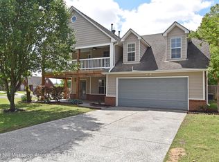 9969 Alexanders Ridge Dr, Olive Branch, MS 38654