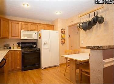 4th image of 6686 Duneden Ave