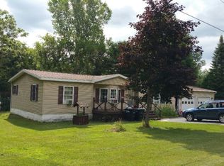 100 Rooney Rd, West Chazy, NY 12992