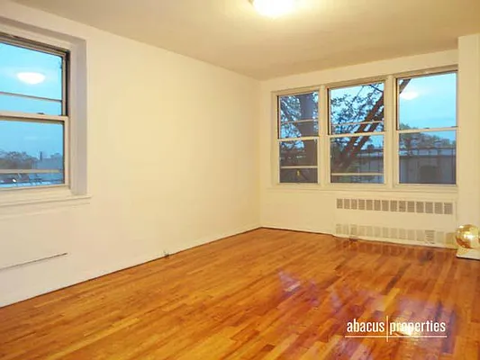 Rented by Abacus Properties | media 4