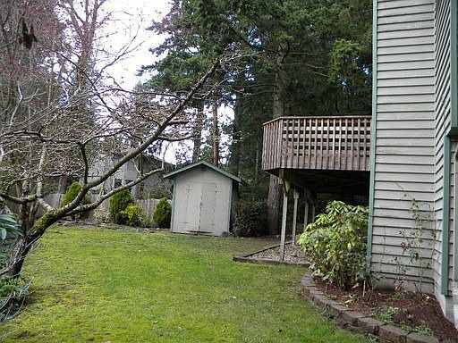 4th image of 9398 Kristine Dr NW