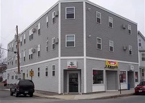 126 Vine St Photo 1
