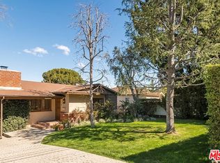 14709 Valley Vista Blvd, Sherman Oaks, CA 91403