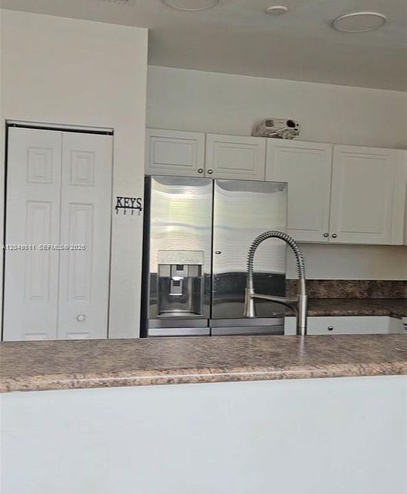 1st image of 4163 NE 11th St #0