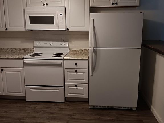 5th image of 2837 28th St #58