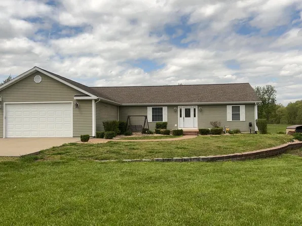 12161 Forest Baptist Church Rd, Benton, IL 62812