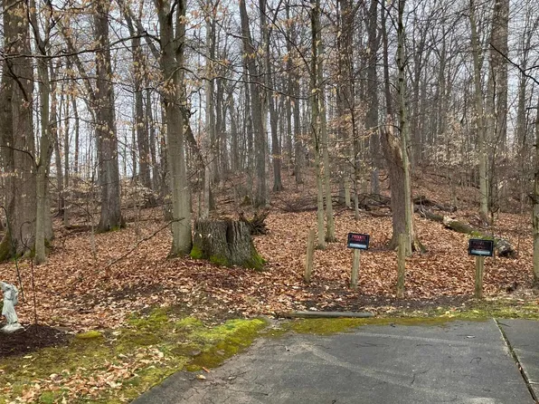 529 Wood Lomond Way, Huntington, WV 25705