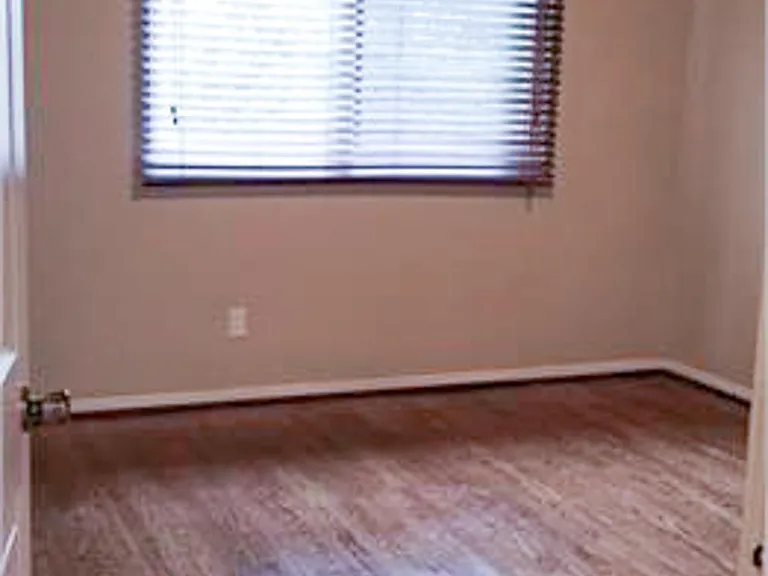 4004 Duck Rd #C — Photo 3