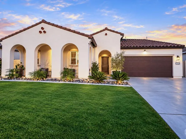 7502 Koyuk River St, Bakersfield, CA 93311