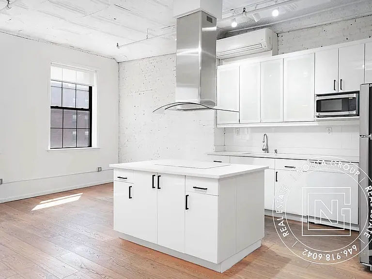 262 Bowery #5 — Photo 2