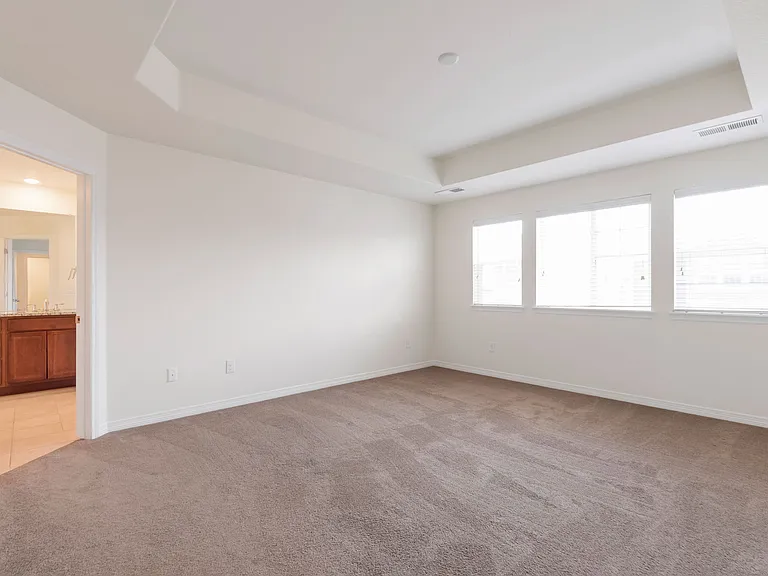 14776 Oslo Ave — Photo 20
