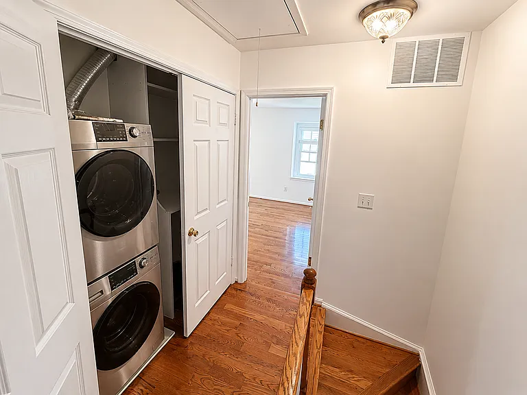 148 Barnsfield Ct #240 — Photo 14