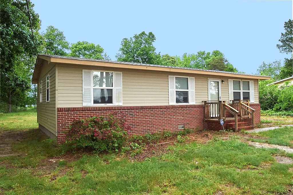Building Photo - 13241 Shell Bridge Rd