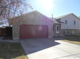 1159 W 2450 N, Clinton, UT 84015