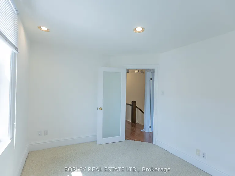 411 Shaw St #2 — Photo 14