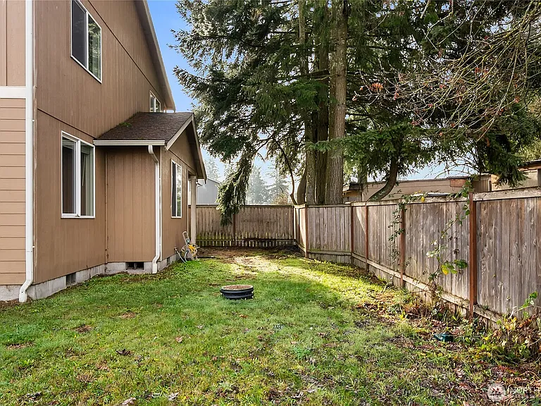 20402 11th Avenue Ct E — Photo 28