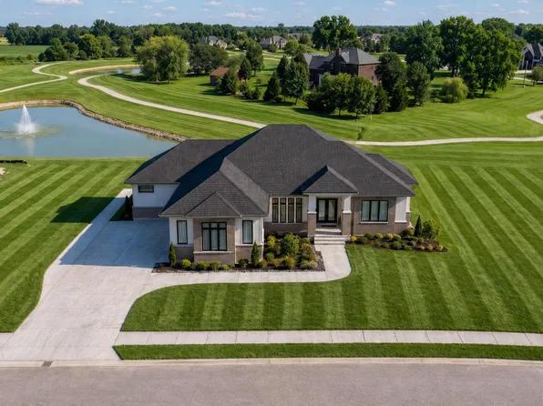 16187 Wood Wind Dr, Westfield, IN 46074