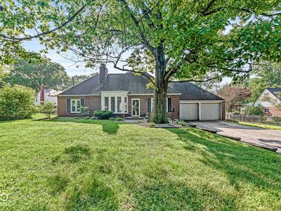 5747 Allisonville Rd, Indianapolis, IN, 46220