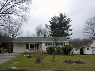 812 Murray Hill Rd, Vestal, NY 13850