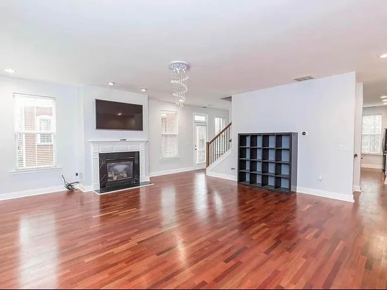5999 Brookside Oak Cir — Photo 8