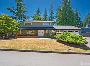 305 NW 198th St, Seattle, WA 98177
